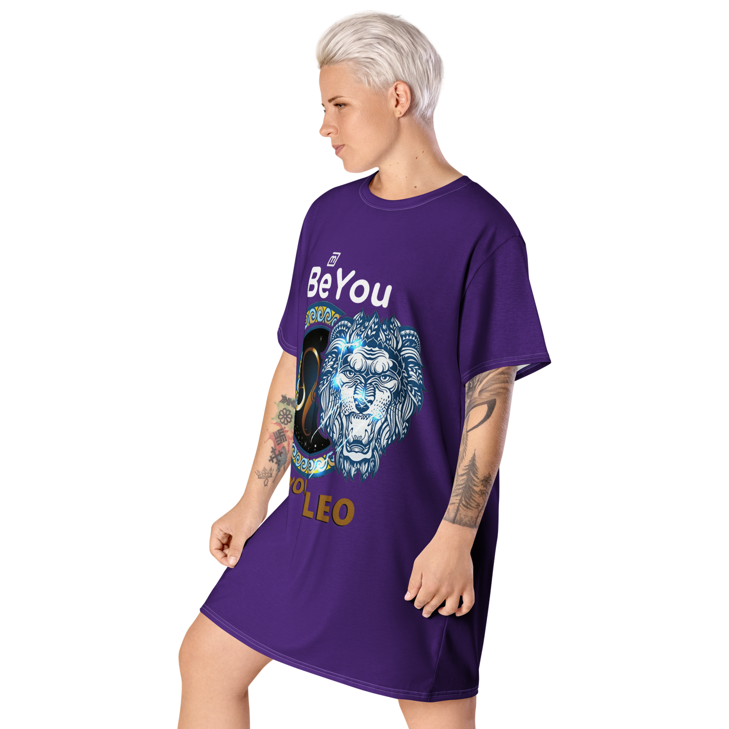 Leo T-Shirt Dress