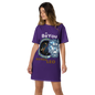 Leo T-Shirt Dress